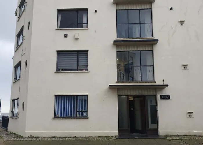 Marina Place